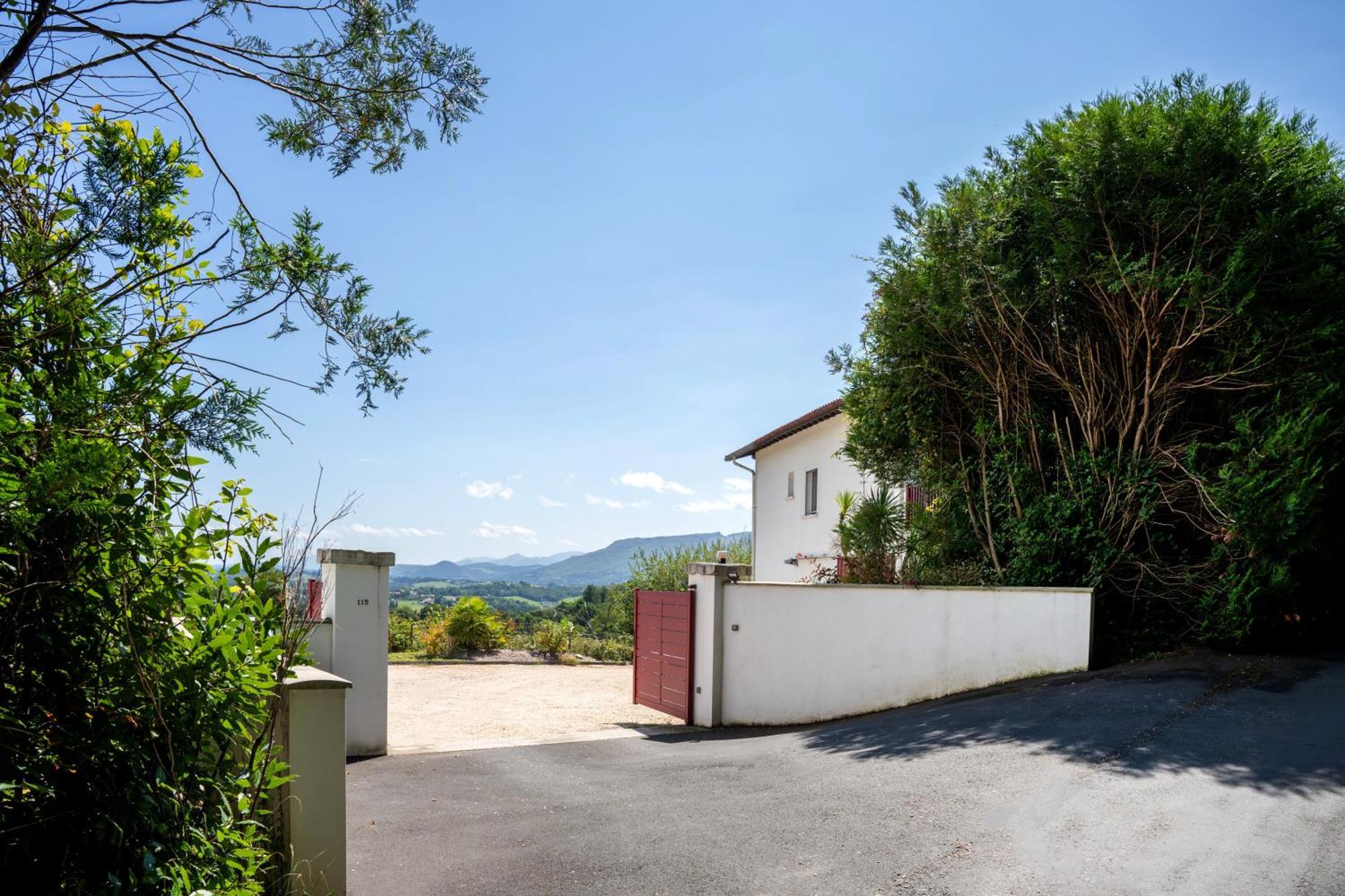 Appart 12 Pers 5Km Plage Hendaye Urrugne Exterior foto